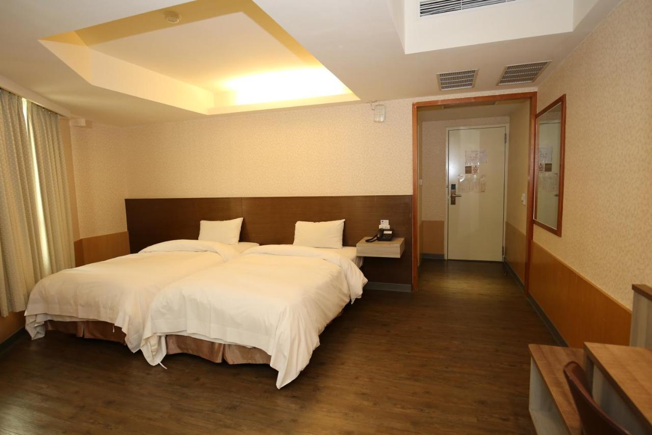 Tai Shinu Hotel Douliu Exterior foto